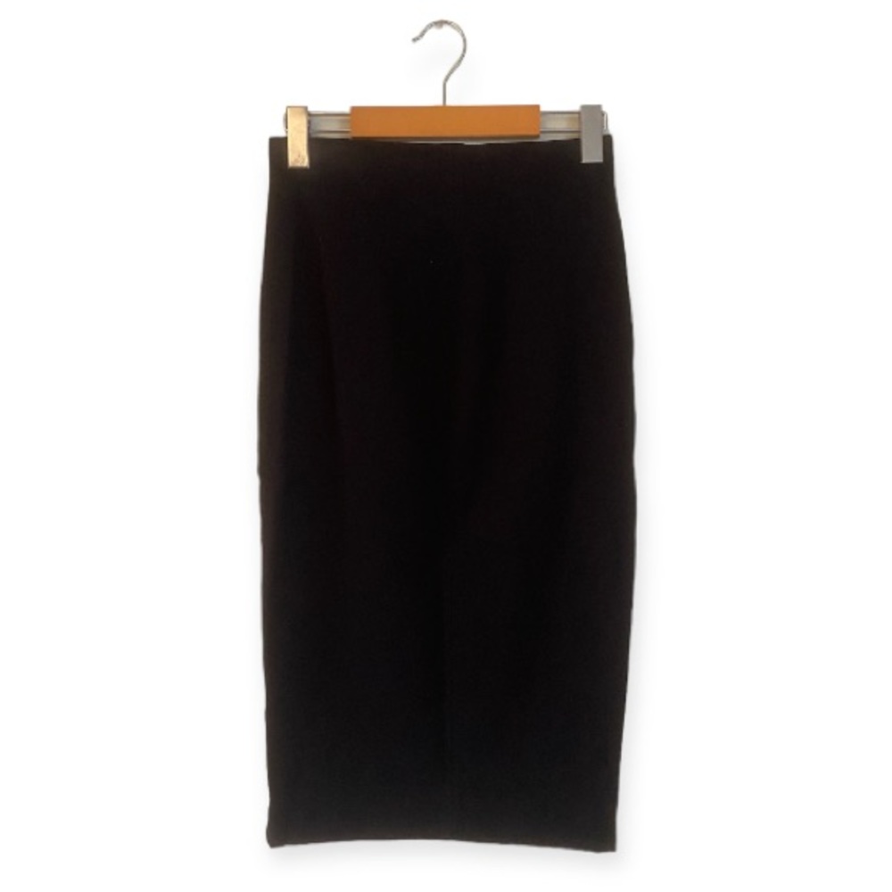 🇨🇦 Black Wilfred Pencil Midi Skirt